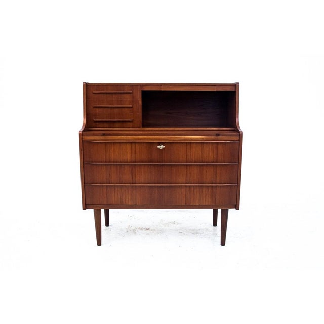 Danish Teak Writing Desk, 1960s, in Very Good conditions. Designed 1960 to 1969