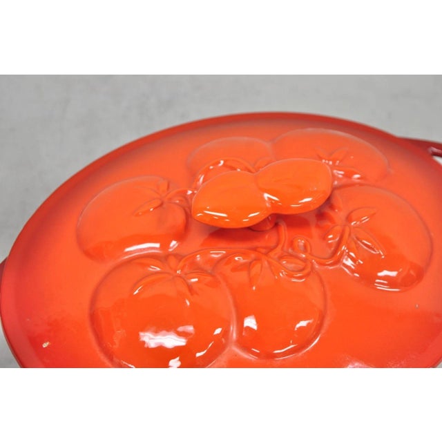 Metal Technique 4 Quart Red Cast Iron Dutch Oven Covered Pot With Tomato Design on Lid For Sale - Image 7 of 13