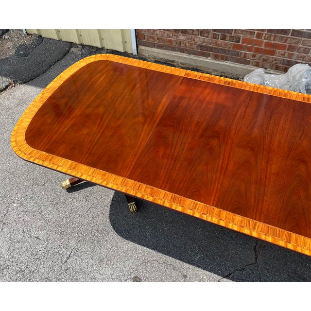 Councill Furniture Late 20th Century Councill Craftsmen Georgian Banded Mahogany Double Pedestal Dining Table With 3 Leaves For Sale - Image 4 of 18