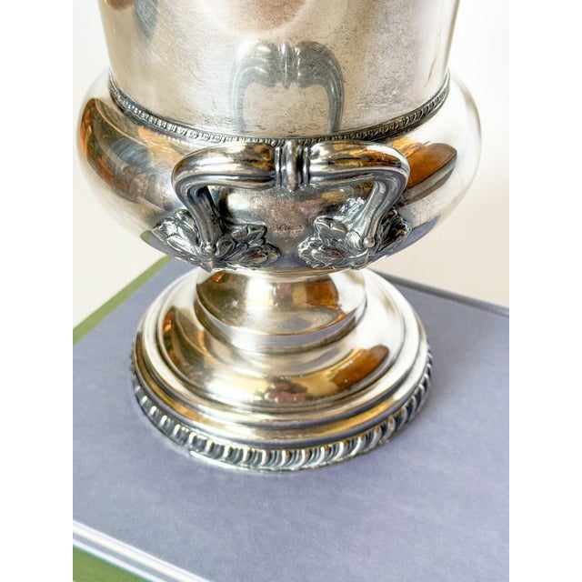 Vintage English Regency Silverplate Trophy Urn Twin Handle Champagne Ice Bucket For Sale In Dallas - Image 6 of 10