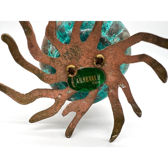 1985 Carnevale Verdigris Brass Sprouting Onion Bud Vase Sculpture – Organic Modern / Folk Art For Sale - Image 10 of 10