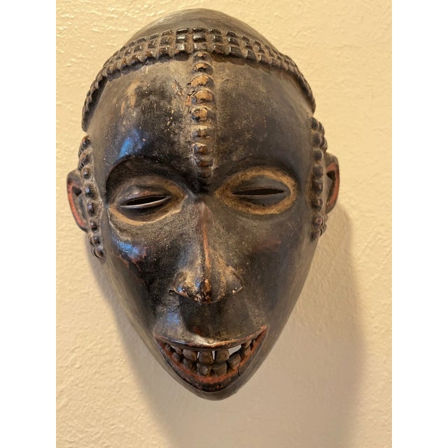 Vintage African Carved Wooden Baule Mask (10"x8") Tribal Art Figure Smiling For Sale - Image 4 of 6
