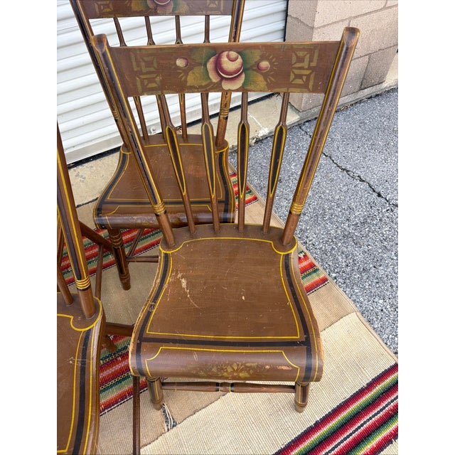 Antique Pennsylvania Folk Art Set of 6 Paint Decorated Arrow-Back Windsor Chairs, Circa 1850s For Sale - Image 15 of 17