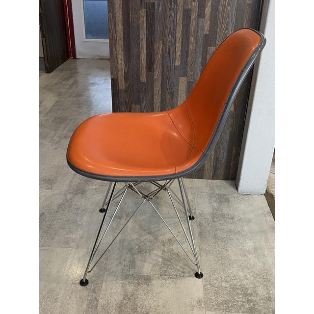 Fiberglass Chair by Charles and Ray Eames for Herman Miller, 1950s For Sale - Image 9 of 18