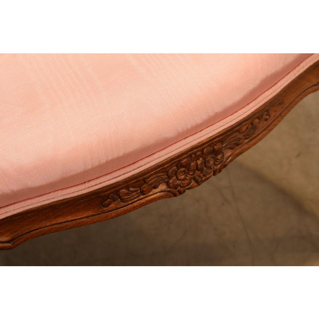 Ethan Allen French Louis XV Style Fauteuil Armchair For Sale - Image 12 of 18