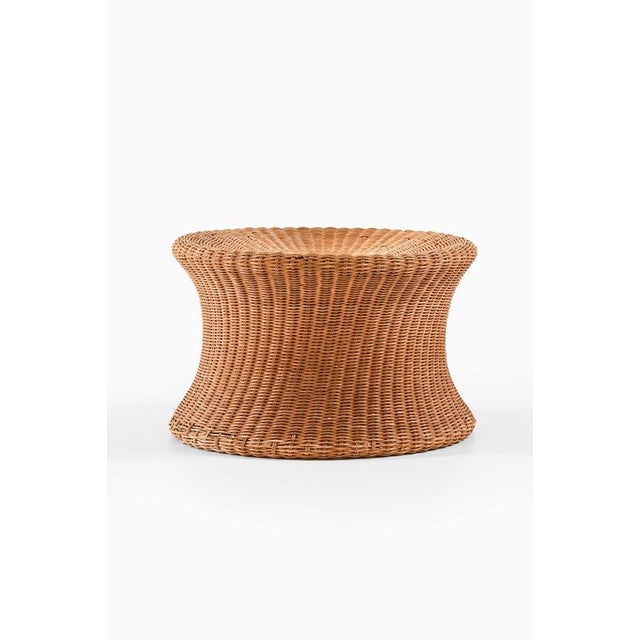 Scandinavian Modern Stool in Rattan attributed to Eero Aarnio, 1960s For Sale - Image 3 of 5