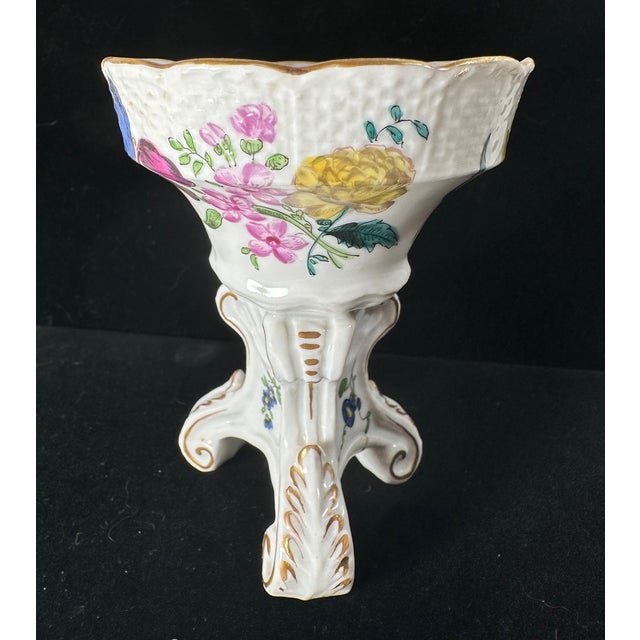 Ceramic Antique Meissen Porcelain Footed Salt Cellar Ca. 1735 Hand Painted For Sale - Image 7 of 12