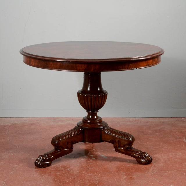 Round Center Table in Walnut with Three Victorian Style Carved Feet For Sale - Image 4 of 18