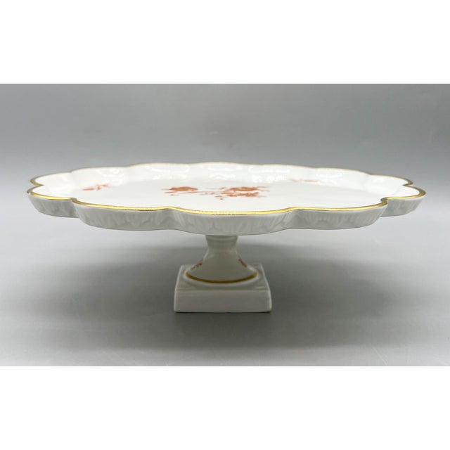 Ceramic Vintage Limoges France Porcelain Pedestal Cake Stand With Matching Server – Gilt Scalloped Edge For Sale - Image 7 of 16