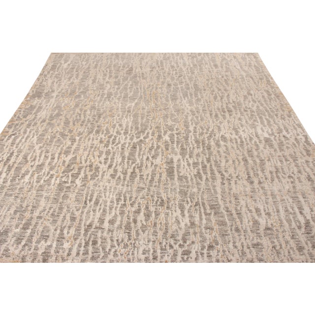 An 8x10 hand knotted abstract rug from Rug & Kilim’s New & Modern Collection. Conceptualised on contemporary lines, the...