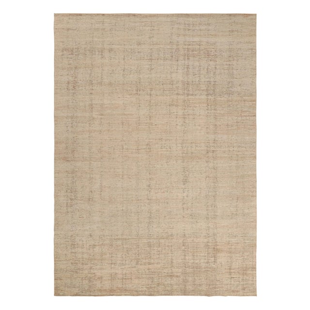 Hand-woven in silk, this 10x14 textural rug represents an exciting new contemporary from Rug & Kilim’s Texture of Color...