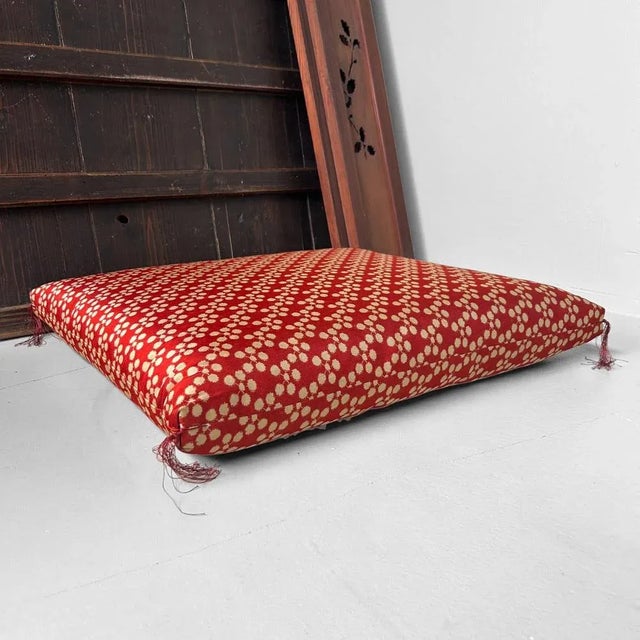 Japanese Zabuton Floor Cushions, 1980s, Set of 5 For Sale - Image 16 of 18