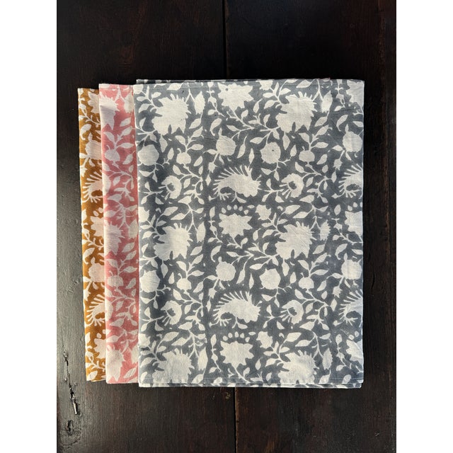 Floral Block Printed Cotton Gray Table Runner | Lizzet Frausto For Sale - Image 4 of 4