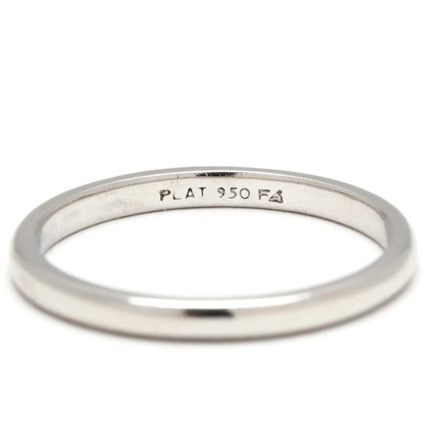 Early 21st Century Platinum Band Ring, Stackable, Wedding Band, Ring Size 5.75 For Sale - Image 5 of 5