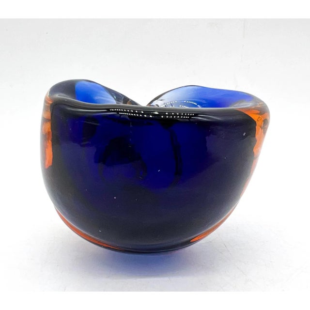 Nautical 20th Century Somerso Murano Glass Shell- Blue, Orange and Transparent For Sale - Image 3 of 12