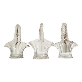 Duncan & Miller "Bride's Baskets" Set of 3 - Easter Decor For Sale