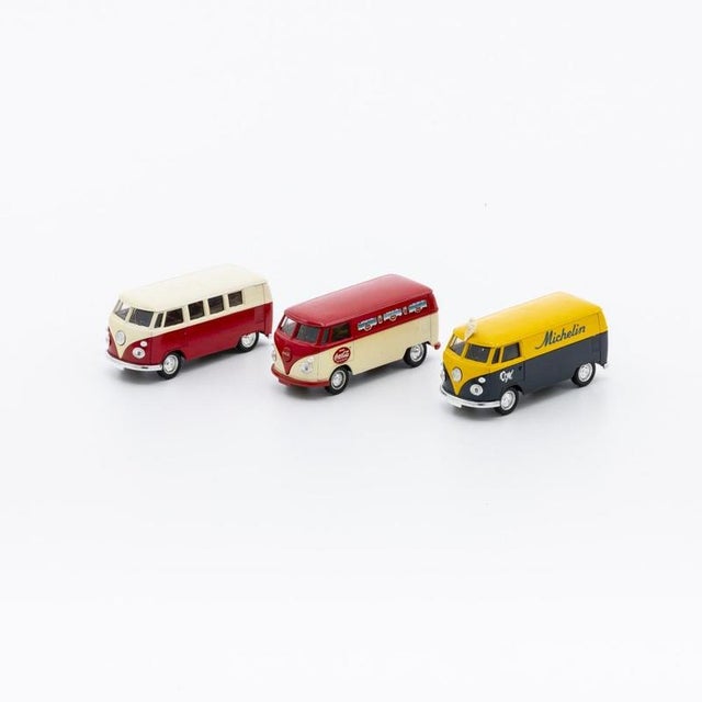 Miniature Vans, Set of 3 For Sale - Image 6 of 6