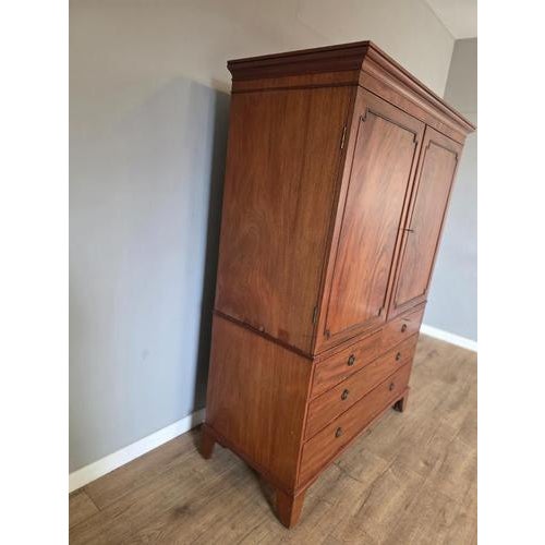 Antique George Mahogany Wardrobe, 1790s For Sale - Image 4 of 9