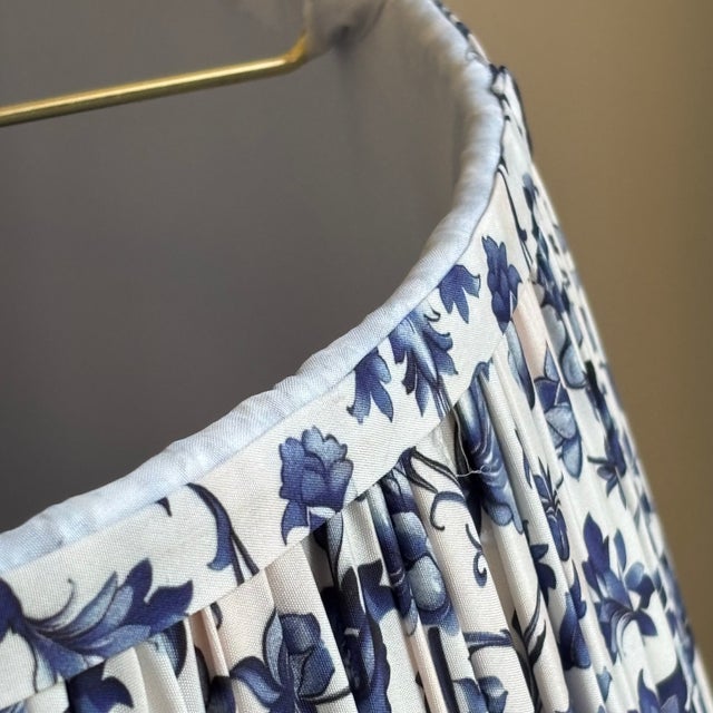 Antique White Vintage Blue and White Jacobean Style Floral Pleated Lampshade For Sale - Image 8 of 17