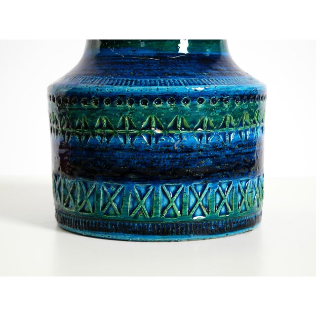Small Rimini Blue Ceramic Vase by Aldo Londi for Bitossi, Italy, 1960s For Sale - Image 14 of 15