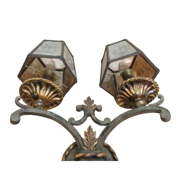 Great shape tight and sturdy. minor wear. Please see photos as they are considered part of the description.. See more...