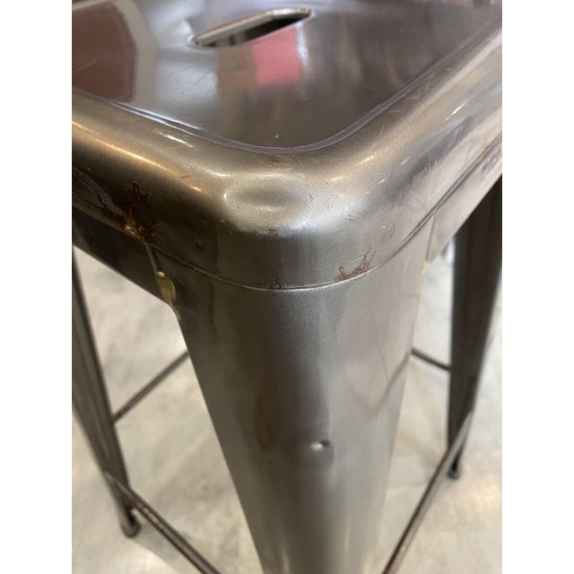 H75 Industrial Stackable Bar Stool in Varnished Metal by Xavier Pauchard for Tolix, 1950s For Sale - Image 18 of 18