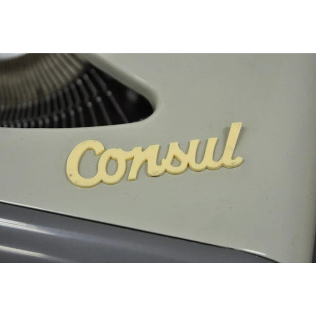 Vintage 1965 Consul 232 Portable Typewriter in Two-Tone Slate/Sky Grey ...