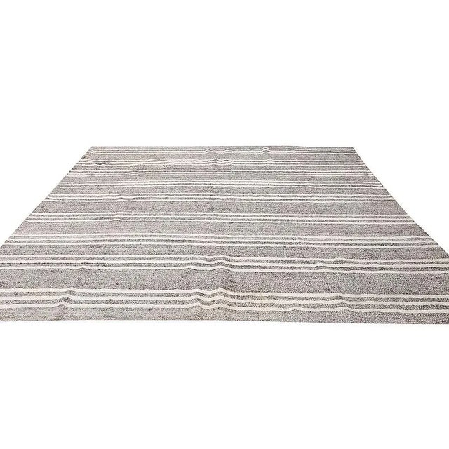 Large Vintage Gray & White Turkish Kilim For Sale - Image 4 of 7