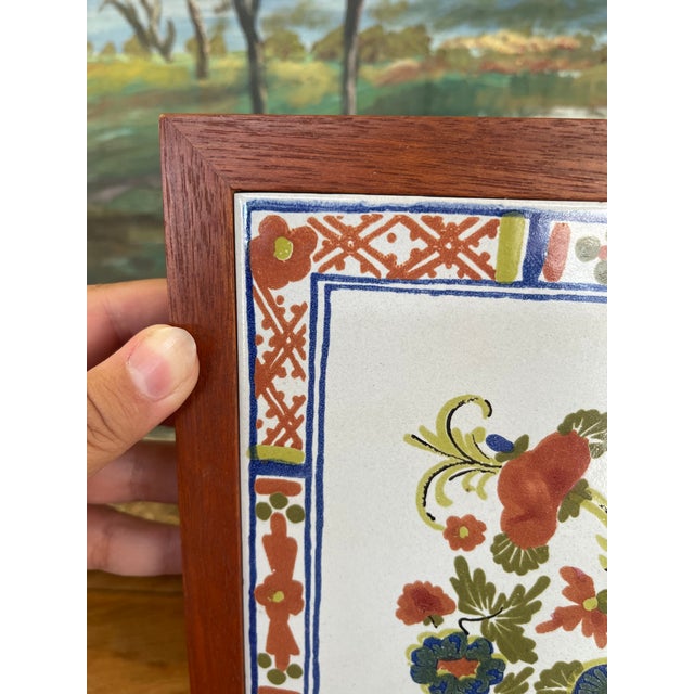 1970s Vintage French Faience Style Ceramic Tile With Hand-Painted Floral Motif in Wood Frame. For Sale - Image 5 of 10