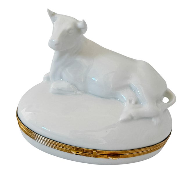 1980s French Blanc De Chine Porcelain Reclining Cow Limoges Box by Chamart For Sale - Image 4 of 8