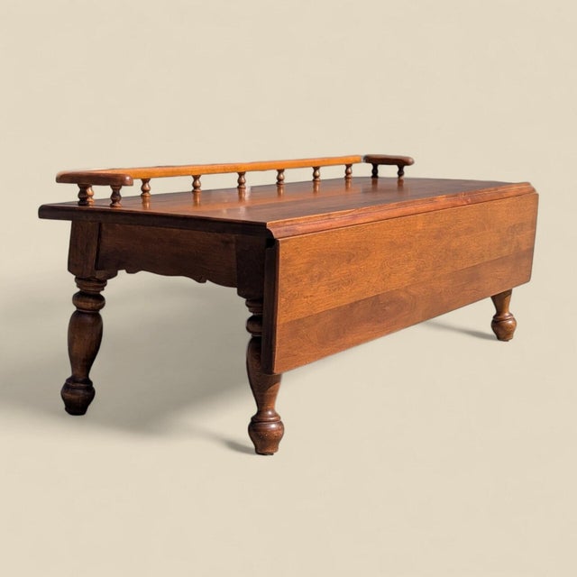 1980s Early American Solid Wood Drop-Leaf Coffee Table – Vintage Living Room, 1980s For Sale - Image 5 of 10