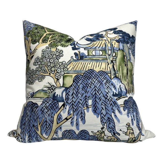 Chinoiserie Pillow Cover in Green, 22x22 Pillow For Sale