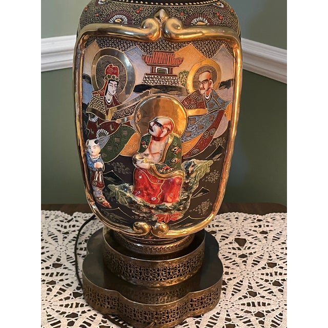 Gold Vintage 31" Japanese Satsuma Moriage Table Lamp With Pleated Shade For Sale - Image 8 of 18
