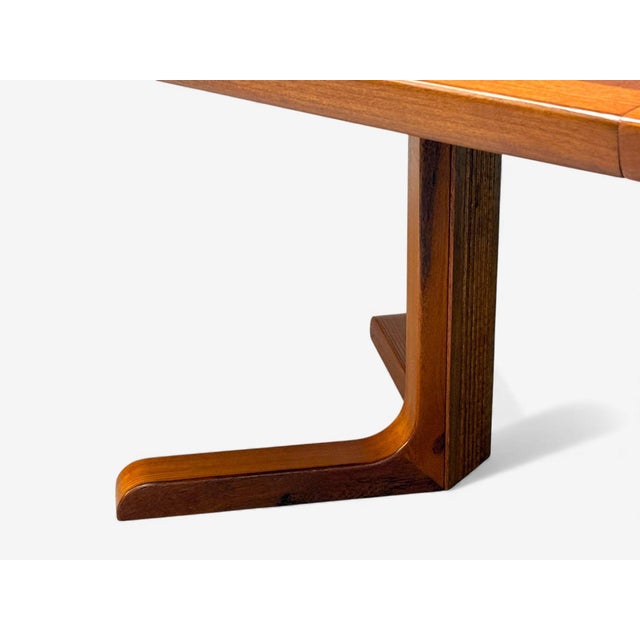 Skovby Møbelfabrik, Danish Modern, Teak, Expandable Dining Table, Denmark, 1960s For Sale - Image 9 of 12