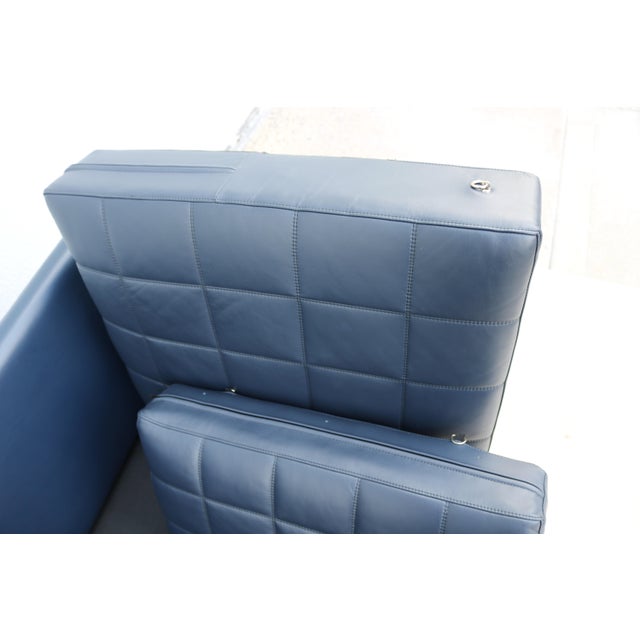 MCM Style Mark Goetz for Bernhardt Design Moreau Sofa in Navy Blue Leather For Sale - Image 16 of 18