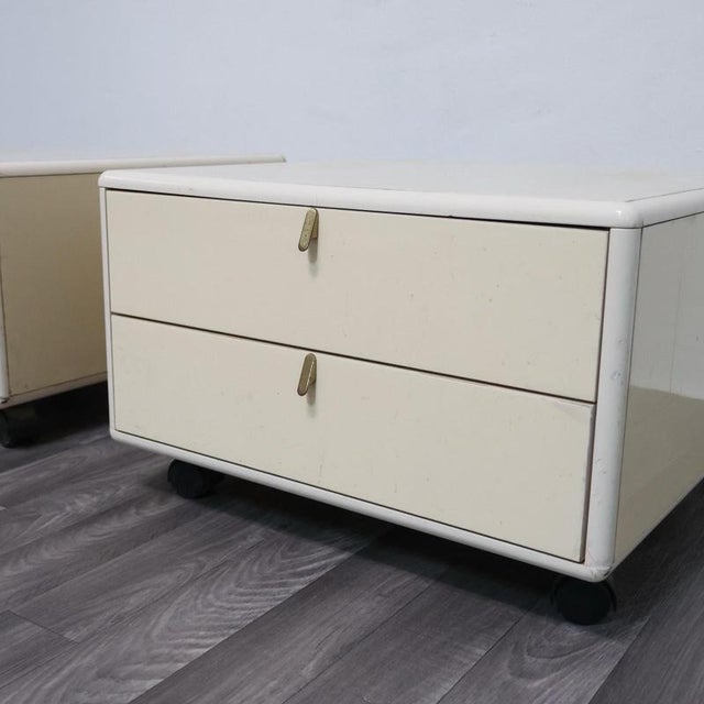 Modern Hennè Nightstands by George Coslin for Longato, 1970s, Set of 2 For Sale - Image 10 of 13