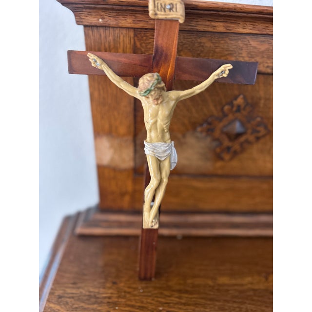 Figurative Fontanini 12" Crucifix, Made in Italy For Sale - Image 3 of 4