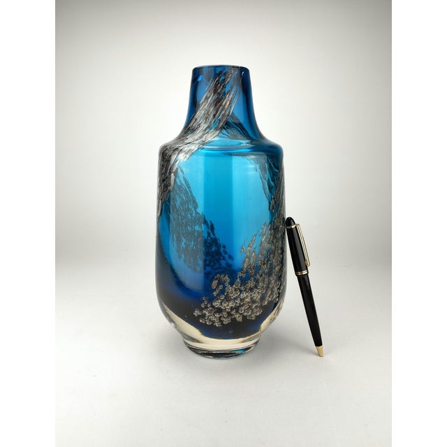 Large Blue Glass Vase with Florida Decor by Heinrich Loffelhardt for Schott-Zwiesel, 1970 For Sale - Image 10 of 11