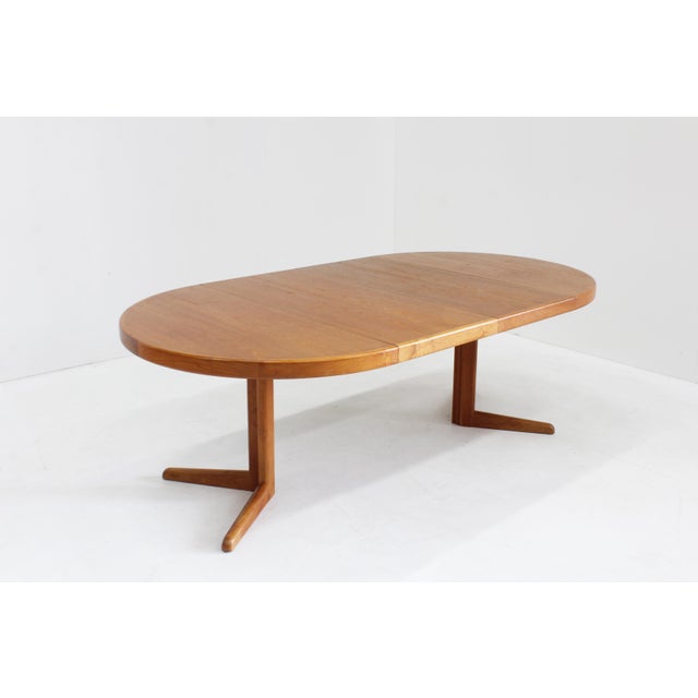 Mid-Century Modern Vintage Danish Round Extendable Dining Table in Teak from Bramin, 1960s For Sale - Image 3 of 9