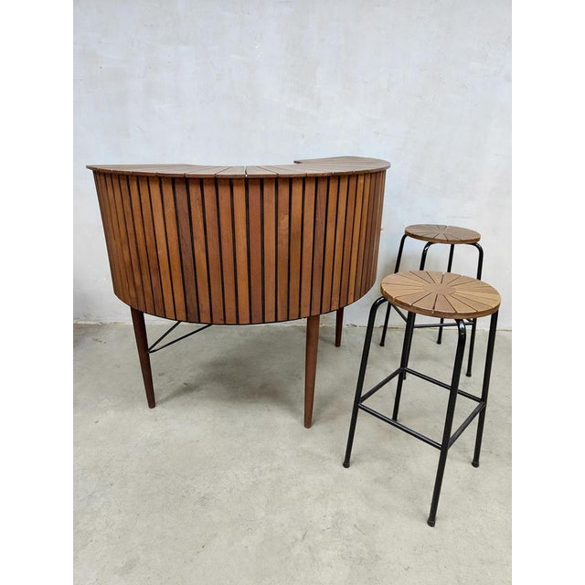 Vintage Slatted Cocktail Bar & Stools, 1960s, Set of 3 For Sale - Image 4 of 5