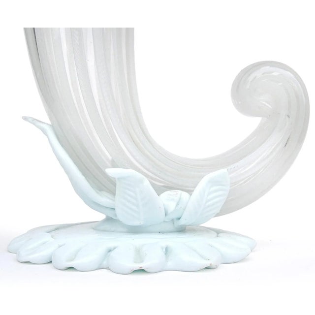 White Vintage Venini Bianconi Murano Signed Zanfirico Ribbons Pasta White Italian Art Glass Cornucopia Vase For Sale - Image 8 of 12