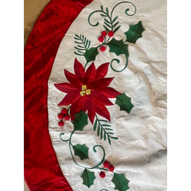 Vintage Christmas Holidays Tree Skirt , linen with red velvet border and poinsettia applique.
