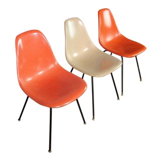 1958 Vintage Herman Miller Fiberglass Bucket Chairs - Set of 3 For Sale