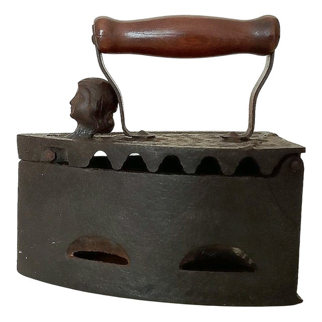 Figural Iron with Wooden Handle, 1900s For Sale