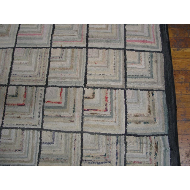 Early 20th Century 1920s Ivory Geometric Folk Art Antique Century American Hooked Rug 6' X 9'3" Handknotted Wool Carpet For Sale - Image 5 of 8