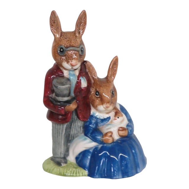 Royal Doulton Porcelain Bunnykins Family Photograph Bunny Rabbit Figurine For Sale