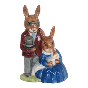 Royal Doulton Porcelain Bunnykins Family Photograph Bunny Rabbit Figurine