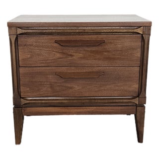 1960s Mid-Century Modern Nightstand For Sale