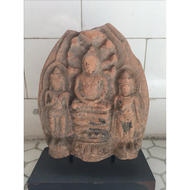 1960s Burmese Buddha Amulet on Stand For Sale - Image 5 of 6