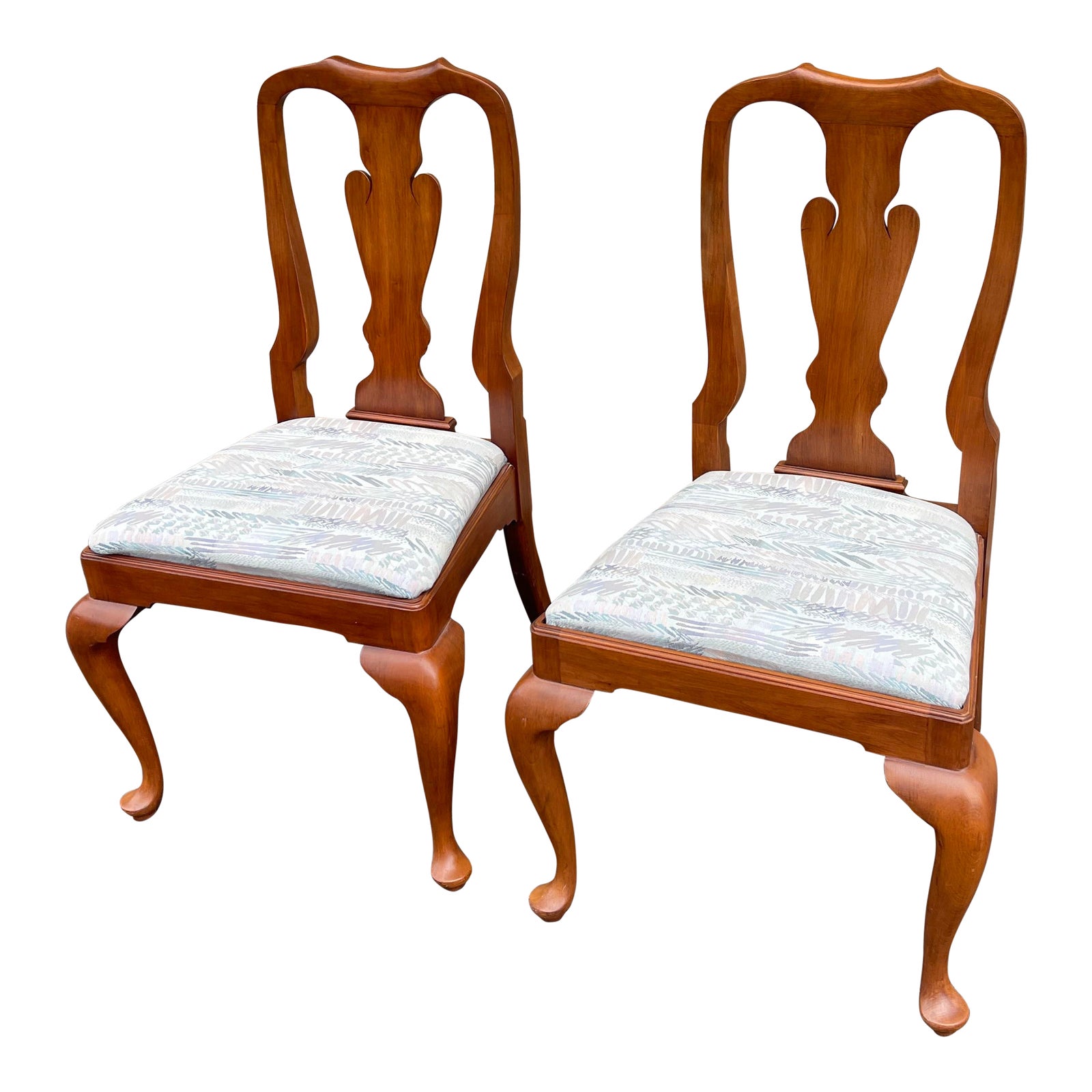 Vintage Henkel Harris Queen Anne Cherry Dining Chairs a Pair (B